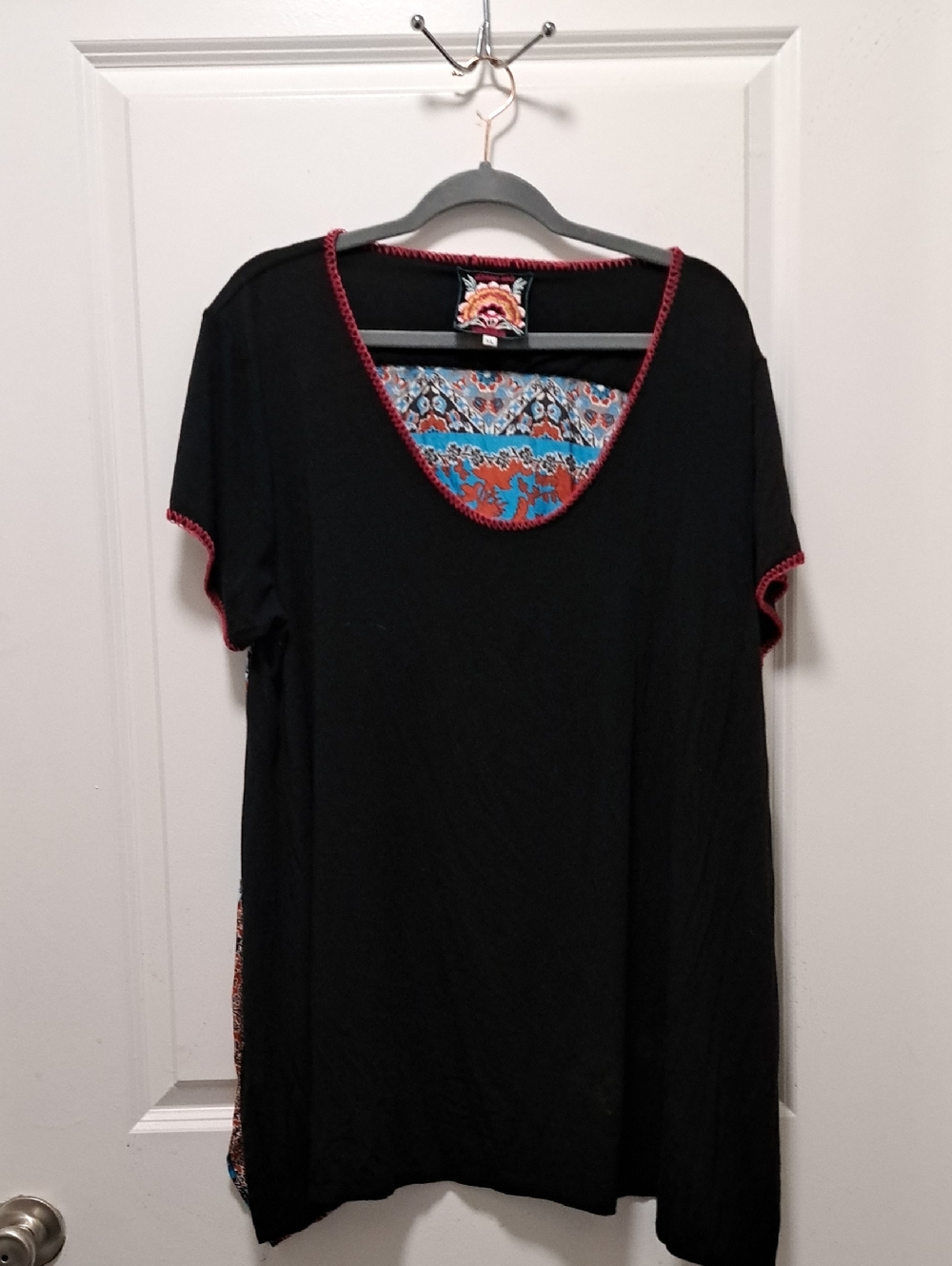 Johnny Was Black Scoop Neck Tunic with Red Trim and Blue Pattern Inset